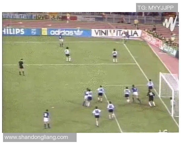 2016年现役足球明星盘点及其辉煌成就回顾